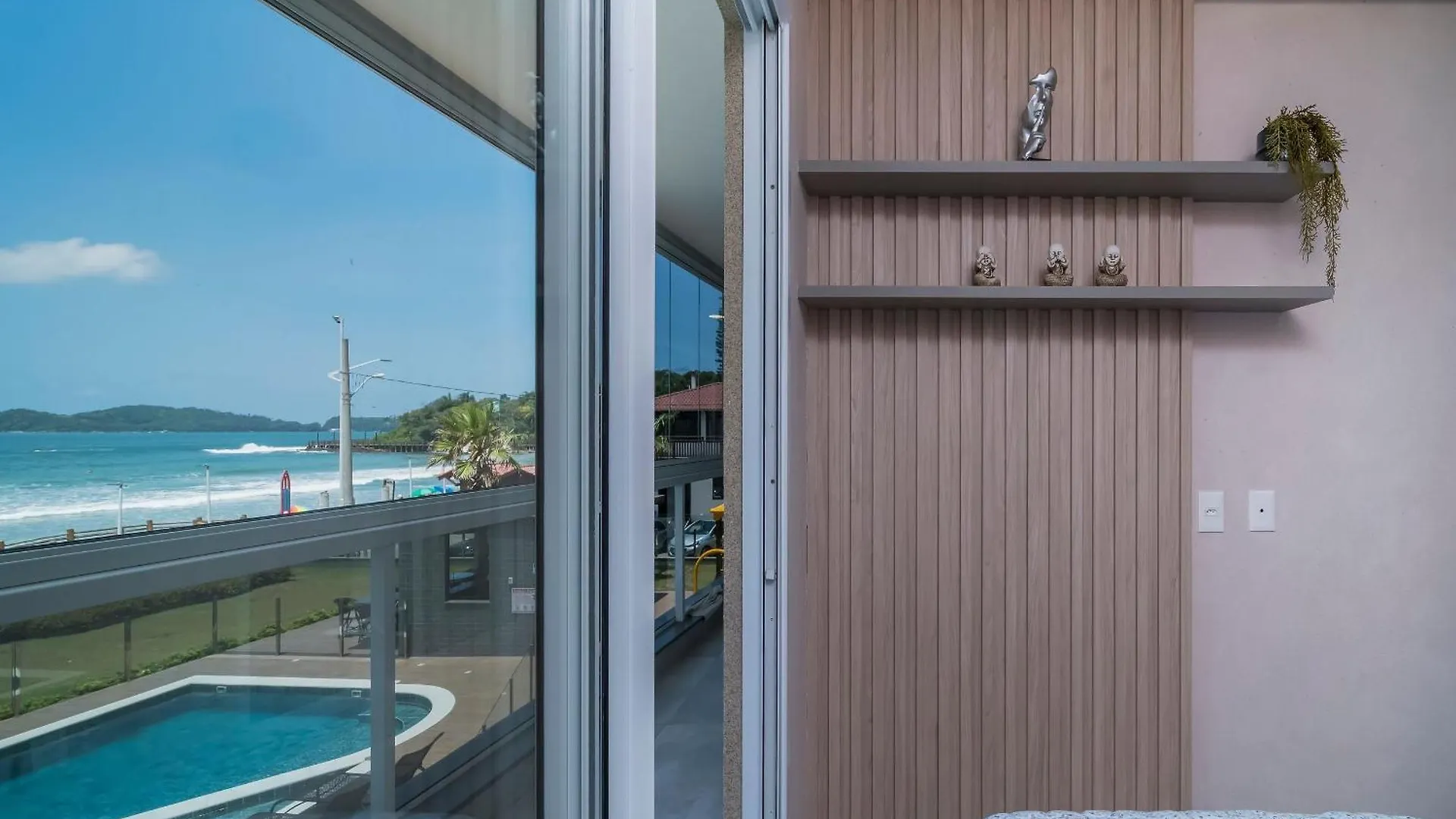 דירה בומבינאס A13 - Apartamento Beira Mar Na Praia De Bombas 02 Suites