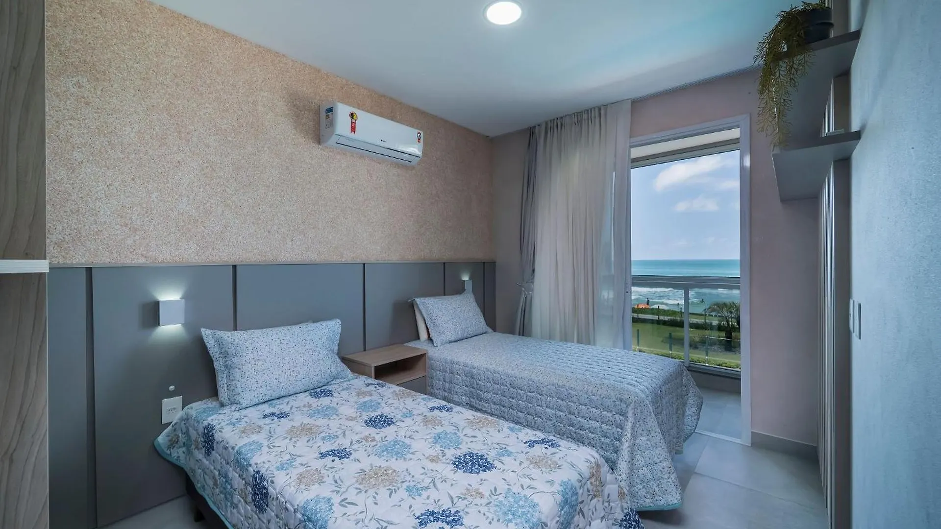 בומבינאס A13 - Apartamento Beira Mar Na Praia De Bombas 02 Suites