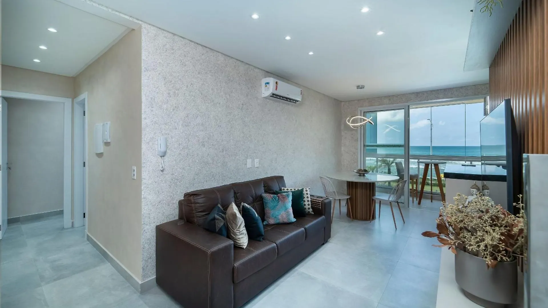 A13 - Apartamento Beira Mar Na Praia De Bombas 02 Suites Bombinhas 0*,  Brazilië