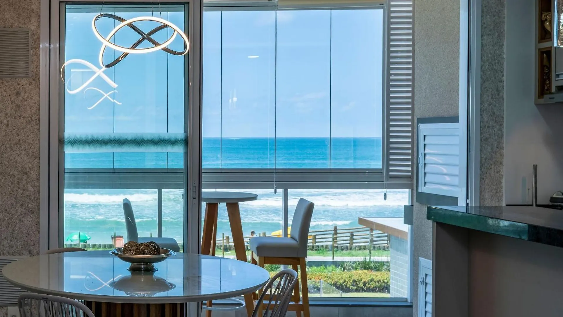 A13 - Apartamento Beira Mar Na Praia De Bombas 02 Suites Bombinhas 0*,